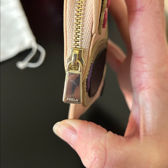 Furla Bear Coin Purse Cream/Black Sunglasses – NWT Chic Mini Designer Pouch - Picture 5 of 17